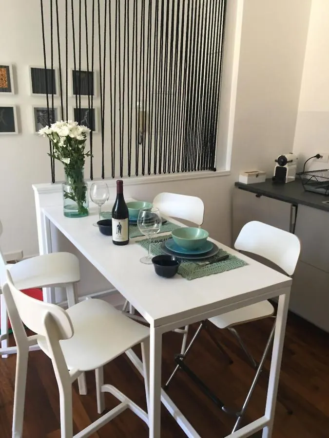Apartment Joivy Stylish Apt In Centre Of Cernobbio
